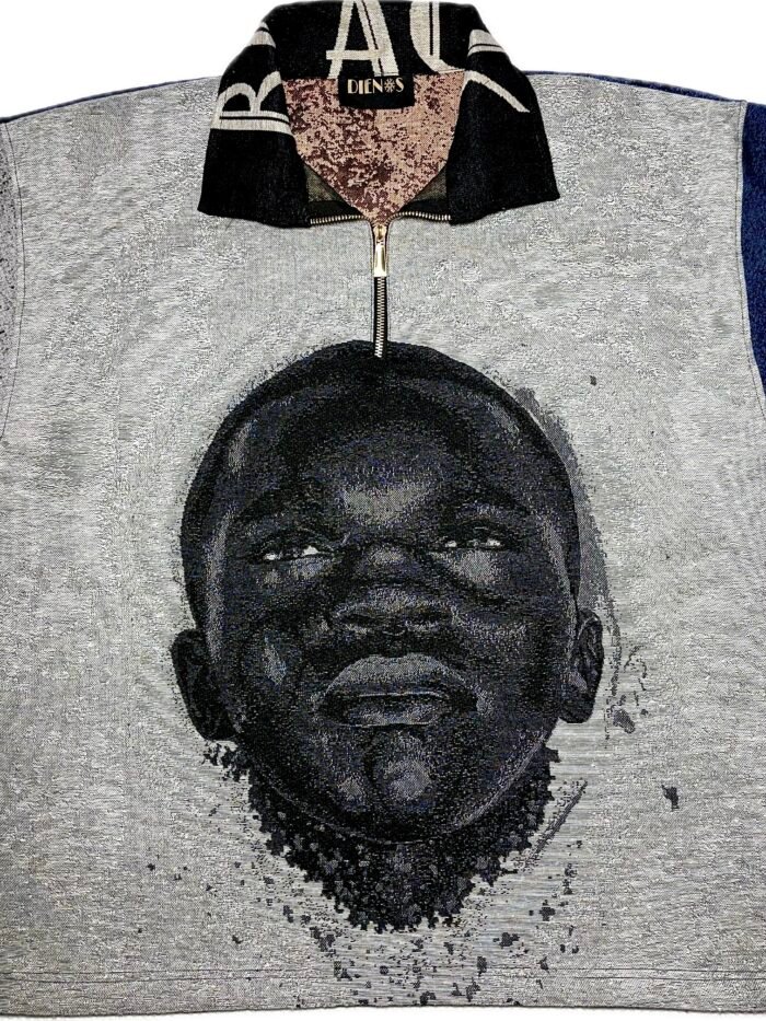 BLACK BEAUTY TAPESTRY TEE